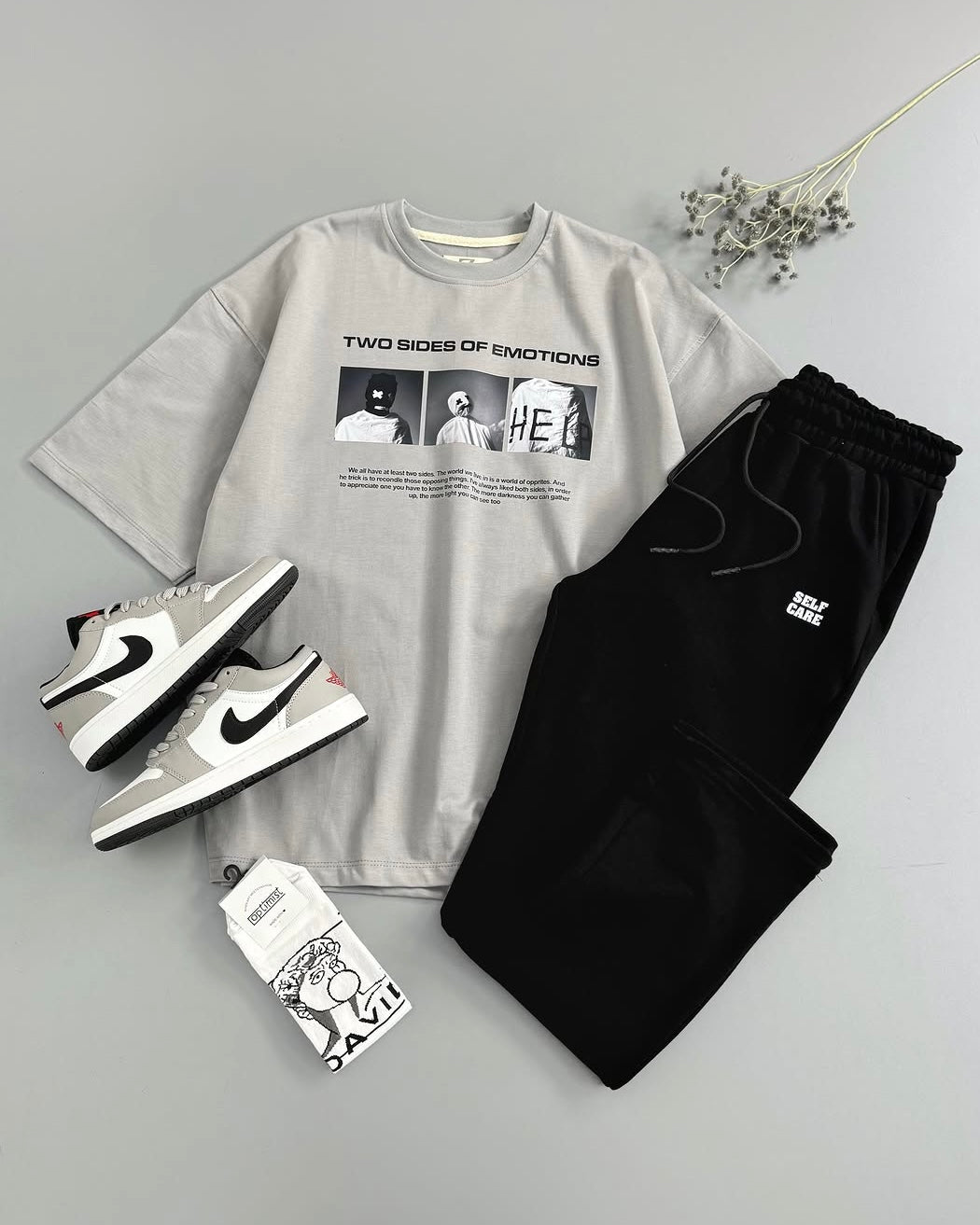 Emotion Sides T-shirt & Pant Set